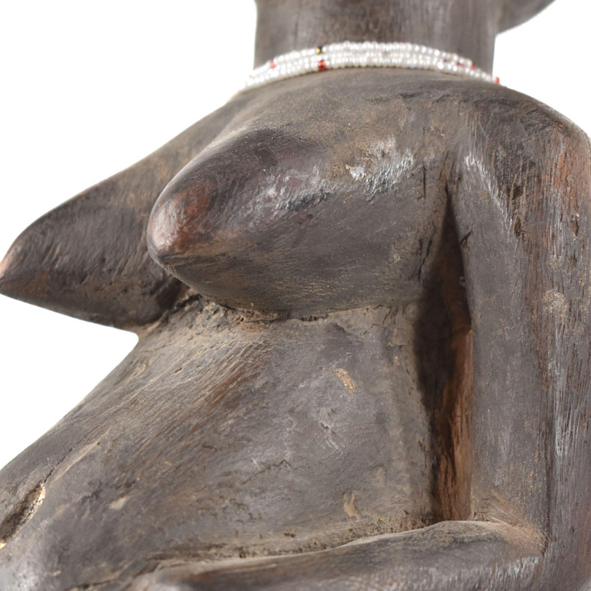 タンザニアのカスタムベースにあるマコンデの女性像 - Etsy 日本