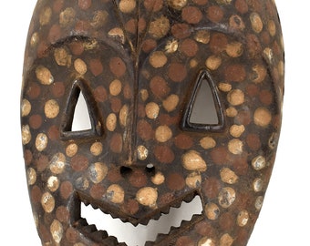 Kumu Komo Mask Spotted Face Congo African