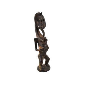 Guro Standing Figure Côte d'Ivoire
