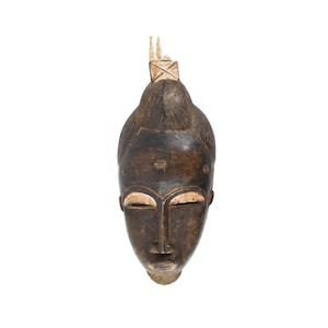 Yaure Baule Portrait Mask Côte d&#39;Ivoire