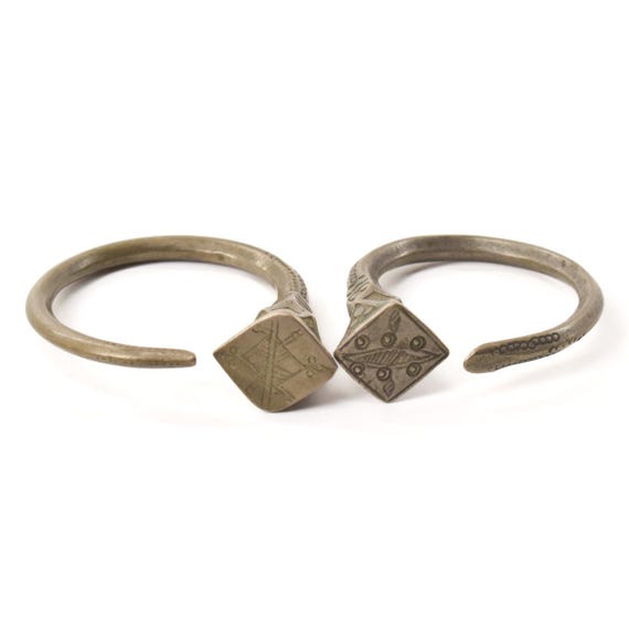 Tuareg Silver Earrings Sidley Collection Mali View 2