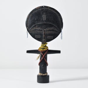Asante Akua&#39;ba Fertility Doll With Beads Ghana