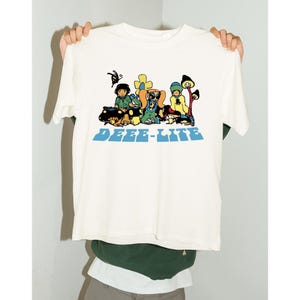 Electronic Funk Graphic T-Shirt – Vintage Club Vibes Short Sleeve Tee – Unisex Sizes