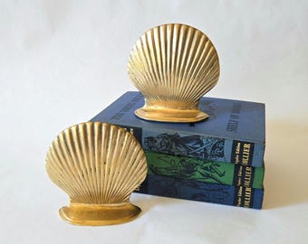 Vintage Brass Seashell Bookends - MCM Coastal Tabletop or Shelf Decor