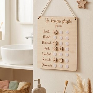 Tableau Propreté Enfant en Bois Personnalisé • Semainier Apprentissage du Pot • Calendrier Autonomie Montessori • Tableau de Récompense Moti