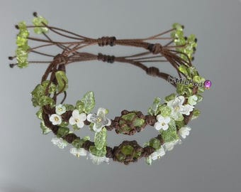 Peridot Raw Crystal Macrame Bracelet: Boho Floral Nature Jewelry