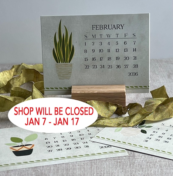 Mini Desk Calendar 2026: Natural Green Houseplants, Wood Base (4x3")