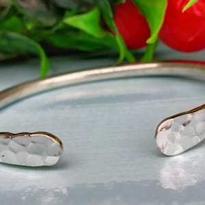 925 Sterling Silver Handcrafted Hammered Open Cuff Bracelet Textured Silver Minimalist Bangle Thick West Indian Bangles Twisted Bangles Gift