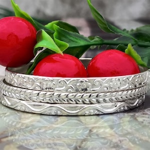 925 Sterling Silver Bangles, Set of 3 Stacking Bangles, Handmade Textured Silver Bracelets, Designer Silver Jewelry, Gift for Women,