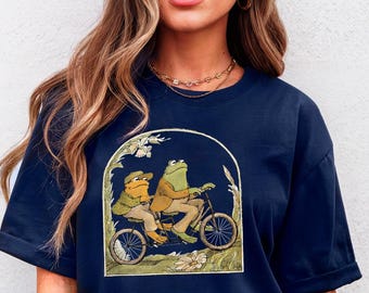 Frog And Toad Shirt, Vintage Classic Book Shirt, Frog Shirt, Book Lover Gift, Retro Frogs Shirt, Frog and Toad Shirt, Vintage Book Shirt