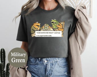 Frog And Toad Shirt, Vintage Classic Book Shirt, Frog Shirt, Book Lover Gift, Retro Frogs Shirt, Frog and Toad Shirt, Vintage Book Shirt