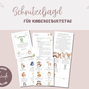 Op de afbeelding: Een verzameling bedrukte kaarten en een certificaat met de tekst "Schnitzeljagd FÜR KINDERGEBURTSTAG" en "FÜR MEHR FREUDE IM ALLTAG". De kaarten bevatten illustraties van bosdieren en tekst.