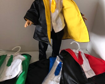 Túnicas de colores en cuatro colores (verde, azul, rojo y amarillo) para muñecas de 45 cm (niñas o niños).