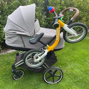 best compact jogging stroller Radio Flyer Momentum Jogging Stroller