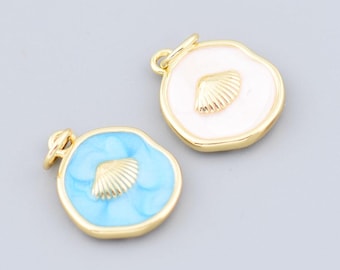 Beach Style Blau und Weiß Emaille Anhänger mit 18K Gold Filled Muschel Akzent für einzigartigen handgemachten Schmuck 12.6 mm