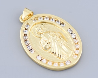 Oval Saint Jude Anhänger mit Zirkonia Rahmen 18K Gold Füllte religiöse Halskette katholische Medaille für Gebetsgeschenk 31.5 x 21 mm