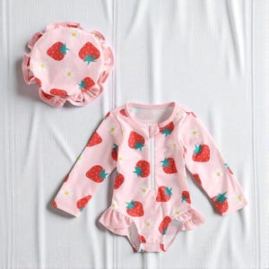 Strawberry Rash Guard Swimsuit Set: Long Sleeve Sun Protection for Baby