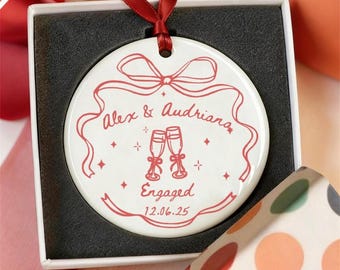 Regalo di fidanzamento personalizzato per coppie, regalo di nozze per sposi novelli, ceramica romantica e stravagante, ornamento per sposi, regalo di San Valentino