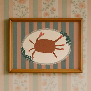Grillige krabkunstafdrukrol, leuk oceaandecor, nautische muurkunst, strandhuiscadeau, unieke huisdecoratie, kustkunst, cadeau voor [...]