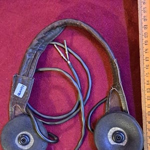 Military old contact headphones [ARM10137]