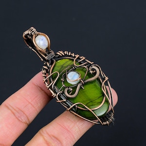 Green Labradorite, Moonstone Gemstone Copper Wire Wrapped Pendant, Handmade Wire Wrapped Pendant, Copper Wire Wrapped Jewelry