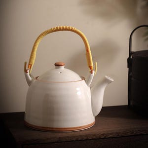 Simple Ceramic Japanese Teapot, Kung Fu Teapot 900ml, Teapot With Filter, Suitable For Loose Tea, Handmade Teapot, Gift For Tea Lovers