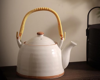 Teiera giapponese in ceramica semplice, teiera Kung Fu da 900 ml, teiera con filtro, adatta per tè sfuso, teiera fatta a mano, regalo per gli amanti del tè