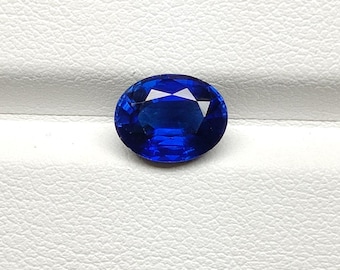 7x9mm Lab Grown Blue Sapphire | Oval Hydrothermal Gemstone