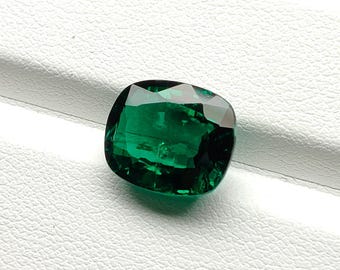 Zambian emerald 10x12 Cushion Loose Gemstone | Lab Grown Emerald