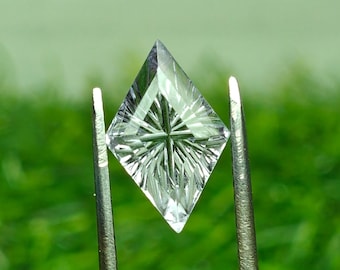 Lab Grown Alexandrite 8X12 Lozenge Fantasy Cut Gemstone | Color Changing Sapphire (2.70cts)