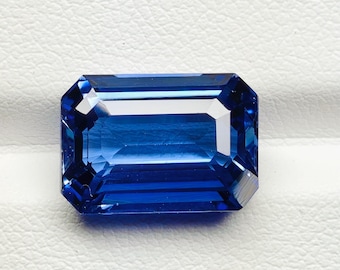 VVS1 Clarity Lab Grown Cornflower Blue Sapphire, Emerald Cut, 9X13mm Loose Gemstone