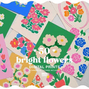 Op de afbeelding: Een verzameling kleurrijke digitale prints met diverse bloemmotieven. De prints tonen heldere bloemen in roze, rood, blauw en geel op een witte of gekleurde achtergrond. Tekst op de prints luidt "50 bright flowers" en "digital prints".