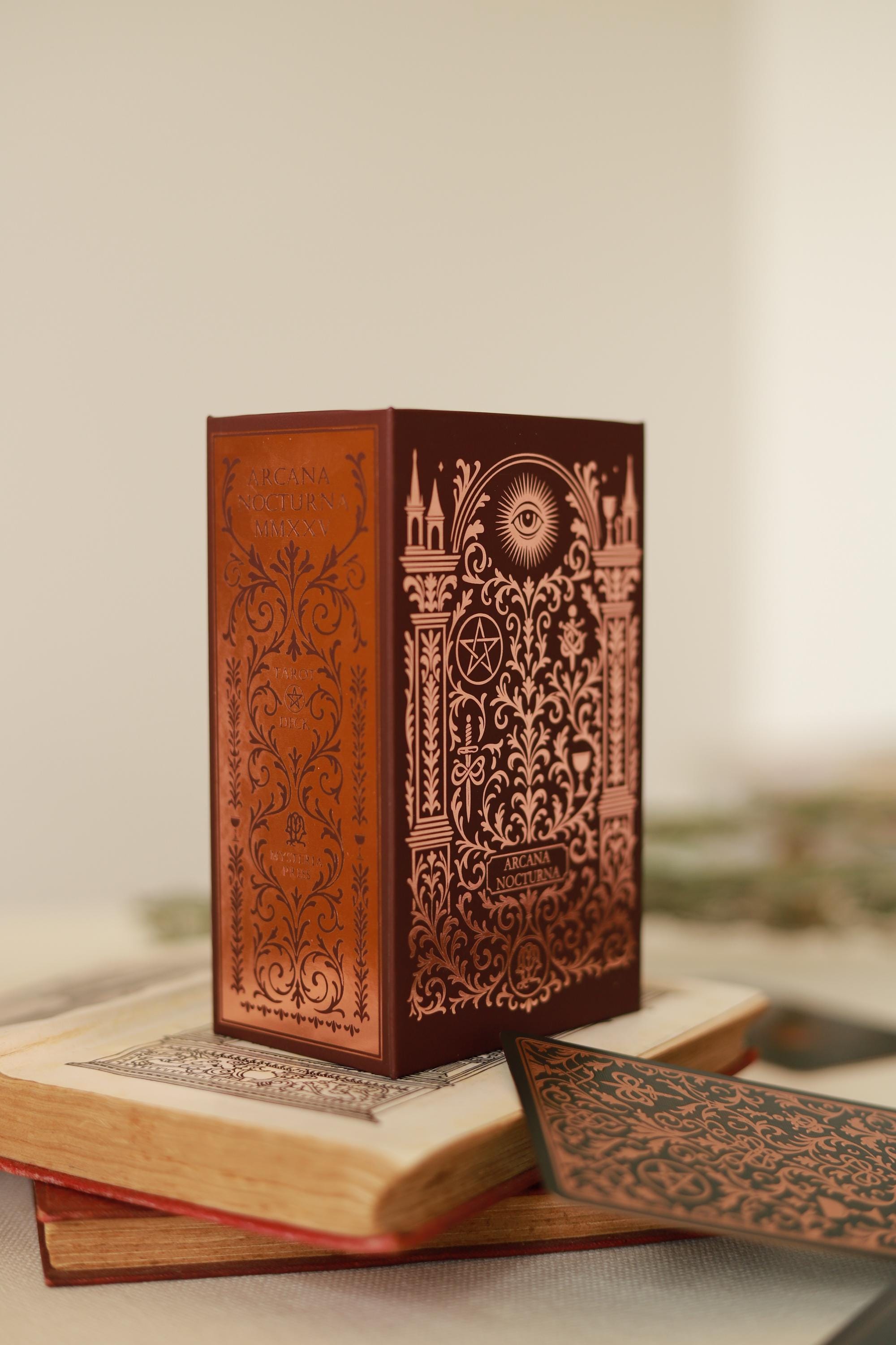 Arcana Nocturna - Limited Edition | Baroque Gothic Tarot Cards +