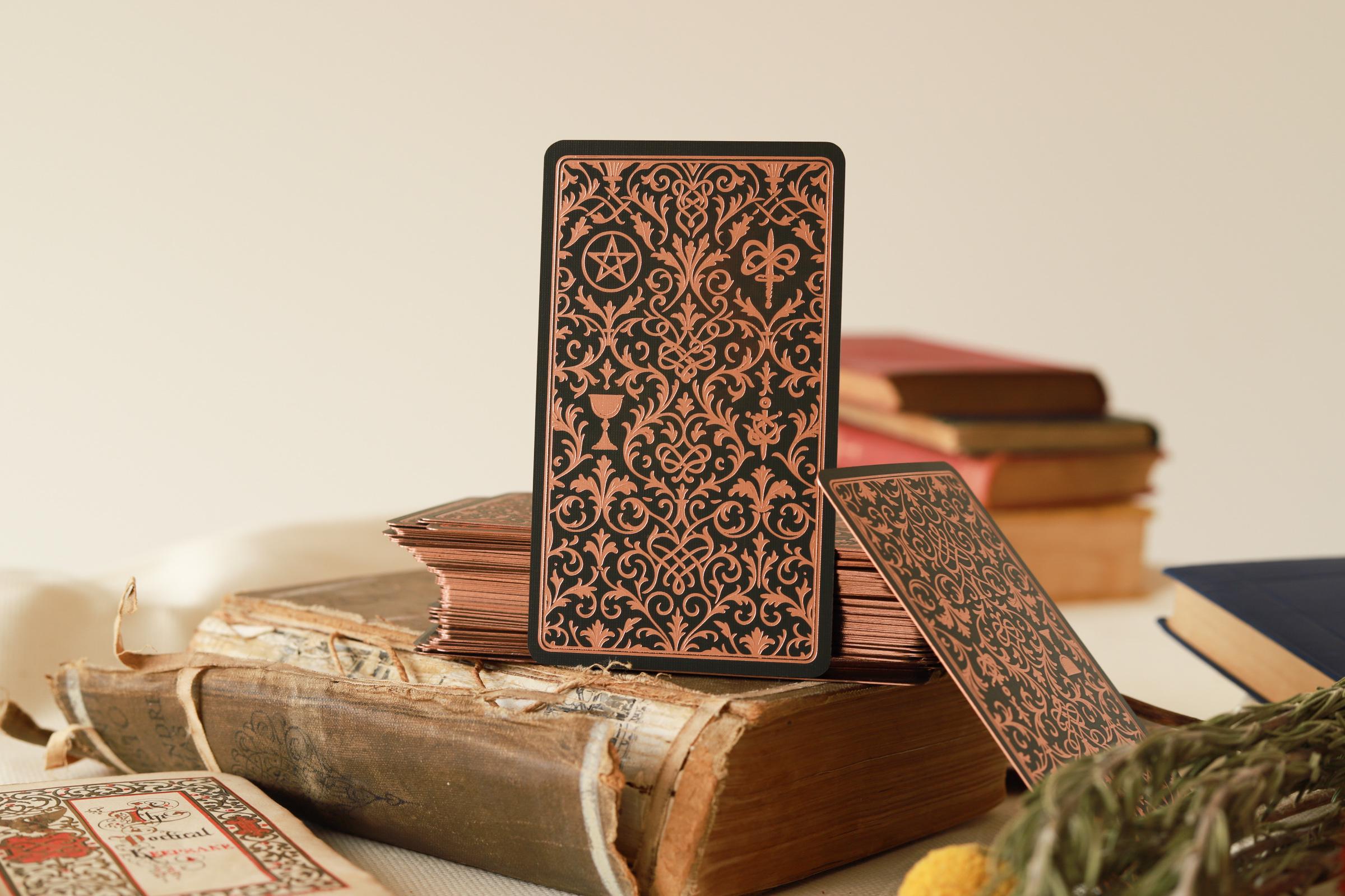 Arcana Nocturna - Limited Edition | Baroque Gothic Tarot Cards +