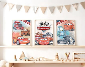 Lot de 3 oeuvres d'art murales personnalisées film Cars, nom personnalisé Lightning McQueen pour chambre d'enfant, décoration de chambre de garçon, cadeau d'anniversaire de voiture de course, oeuvre d'art