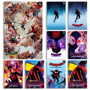 Może przedstawiać: Kolekcja plakat&oacute;w filmowych Spider-Man. Plakaty przedstawiają r&oacute;żne pozy akcji postaci Spider-Mana na kolorowych tłach. Plakaty zawierają tytuły "Spider-Man: Into the Spider-Verse" i "Spider-Man: Across the Spider-Verse".