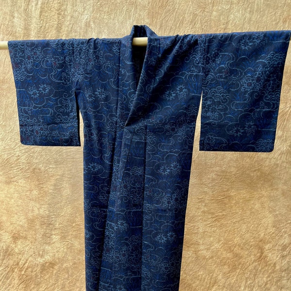 Antique Silk Ojiya Chijimi Tsumugi Kimono / Nice Indigo Color / Classic Design / Good Condition!