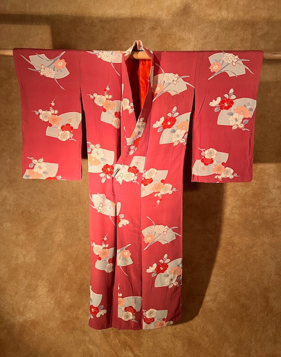 Antique Pure Silk Kinsha Kimono / Very Lovely Flow