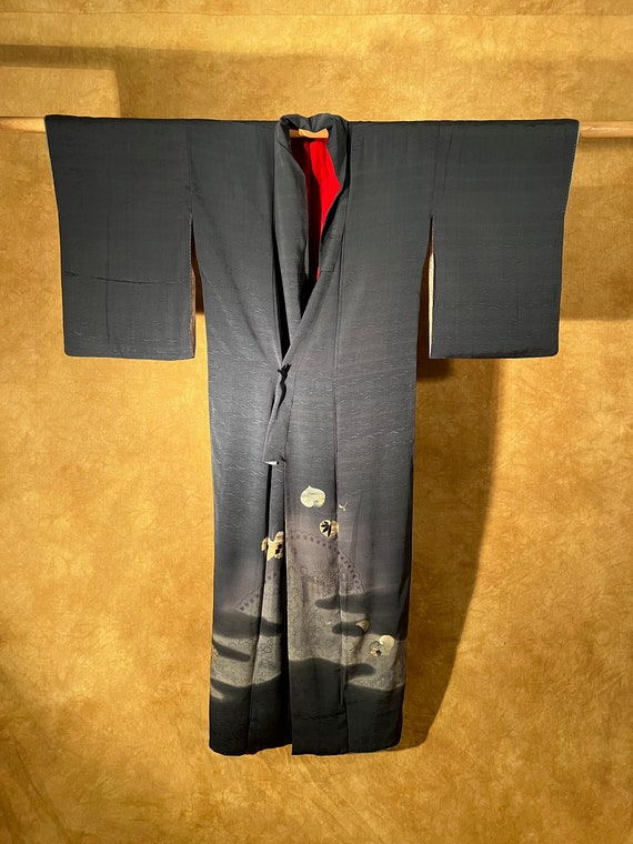 Antique Pure Silk Kimono / Hitotsu-mon (Crest) De… - image 1