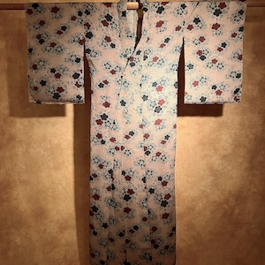 Antique Silk Unlined Kimono / Natural Flowers