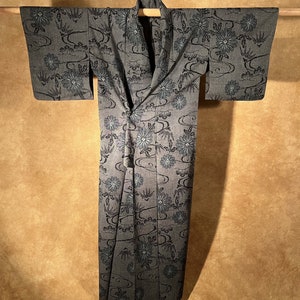 Vintage Unlined Tsumugi Silk Kimono / Flowing Water Flower Zen Cool / Good Condition image 1