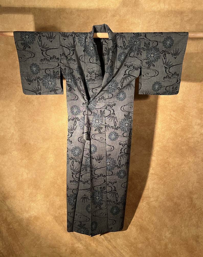 Vintage Unlined Tsumugi Silk Kimono / Flowing Water Flower Zen Cool / Good Condition image 1