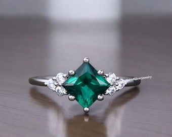 Emerald Ring 925 Sterling Silver Jewelry Minimalist Green Stone Ring Birthstone Gift for