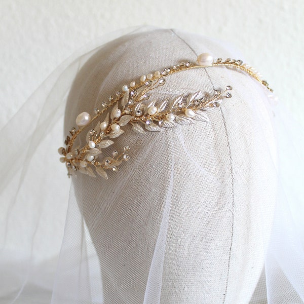 Gold Grecian Leafy Crown. Freshwater Pearl Bridal Headpiece. Crystal Rhinestone Wedding Tiara. Ethereal Headband, Hair piece. Wired Wreath