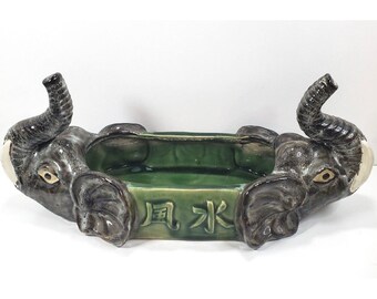 VTG Paquette  Elephant Double Head Belt Buckle in Antique Bronze Tone Vintage nos DOUBLE ELEPHANT BELT BUCKLE Paquette  main image 4