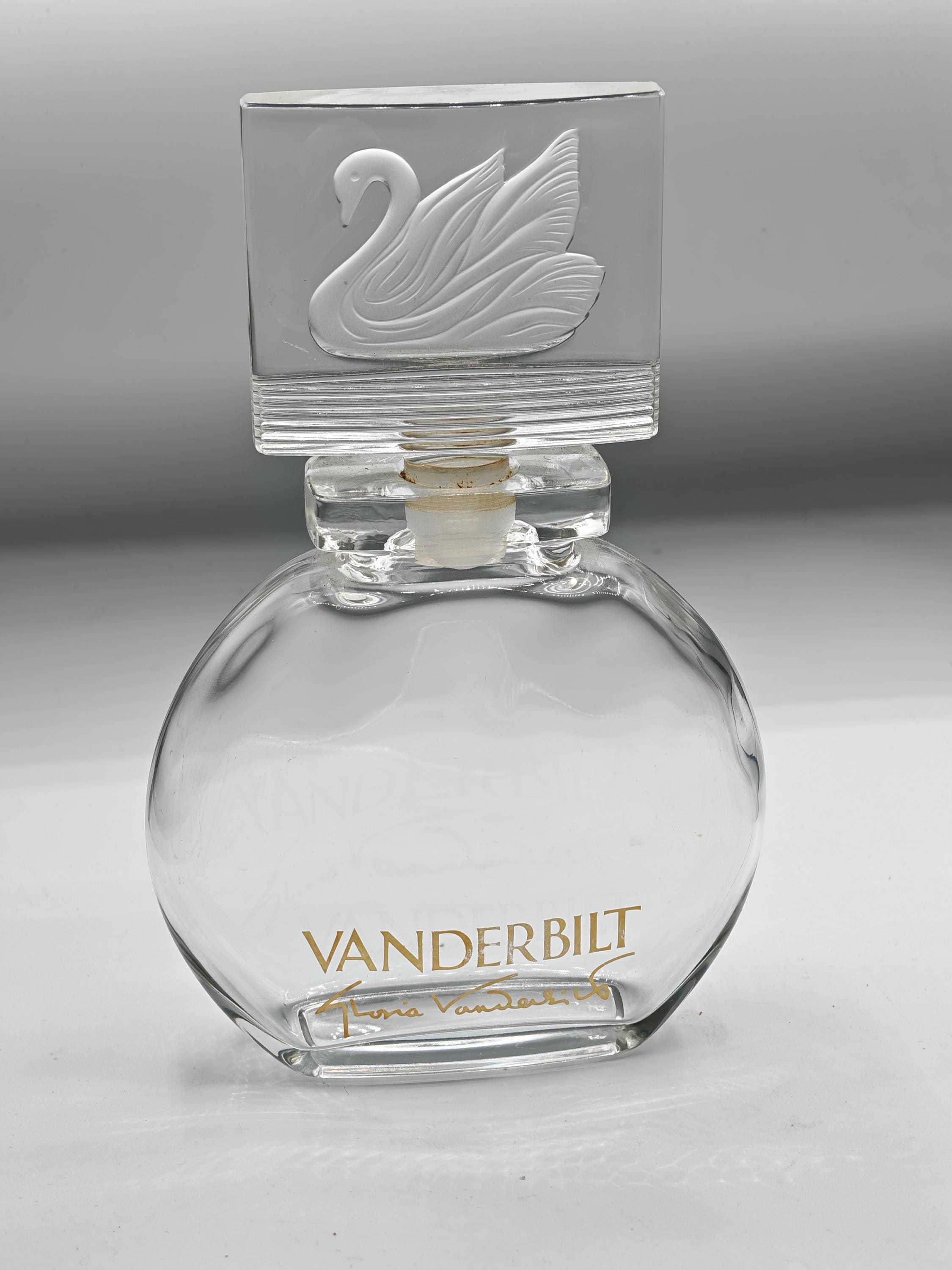 Gloria vanderbilt perfume España