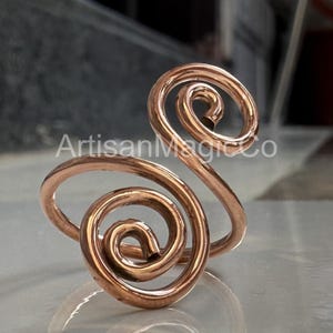 Anello a doppia spirale, anello delicato, anello impilabile, anello in rame, anello in rame, anello regolabile, anello grosso fatto a mano, anello in rame puro per il pollice, anello importante
