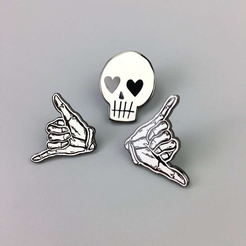 lapel pins 5/% off 100 enamel pins