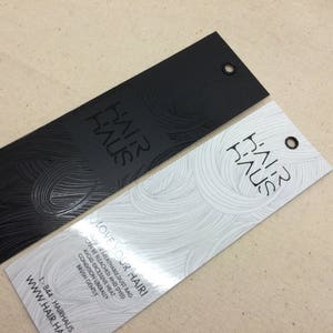 1000 UV-Hänge-Tags, benutzerdefinierte UV-Glanzanhänger, benutzerdefinierte Hang-Tags, Hang-Tags Kleidung, Hang-Tags für Unternehmen, Swing-Tags