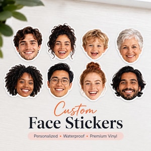 Könnte beinhalten: Eine Sammlung von acht gestanzten Vinyl-Aufklebern mit verschiedenen lächelnden Gesichtern. Der Text lautet Custom Face Stickers, Personalized, Waterproof, Premium Vinyl. Jeder Aufkleber zeigt Kopf und Schultern einer anderen Person.